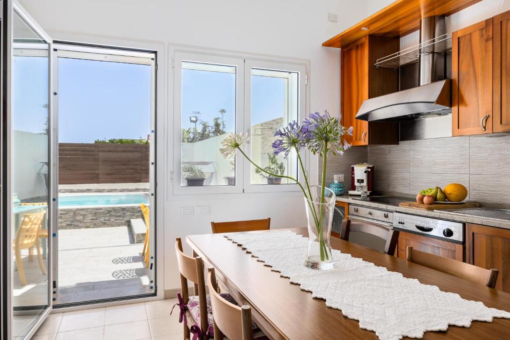 Tropical Loft 5